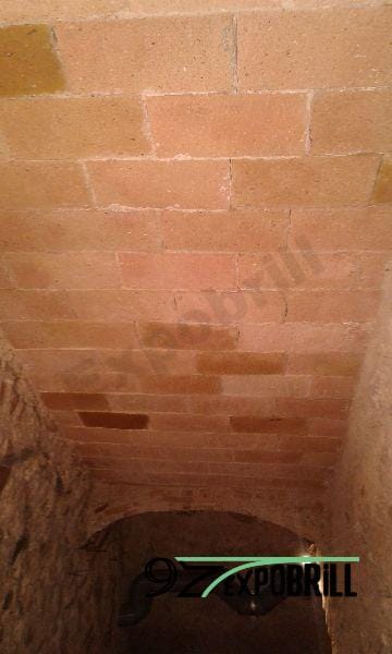 Procés de sorrejat sobre elements de fusta